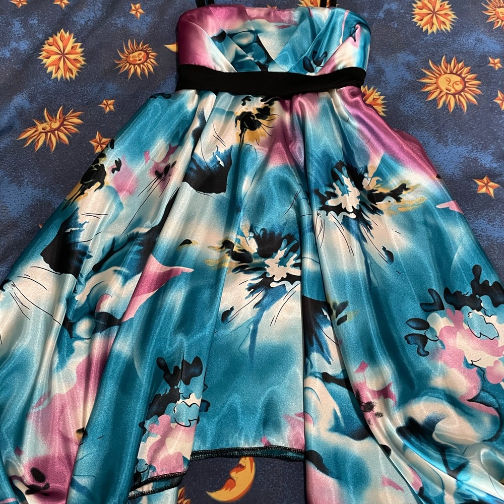 Vintage Y2K hankerchief hem dress